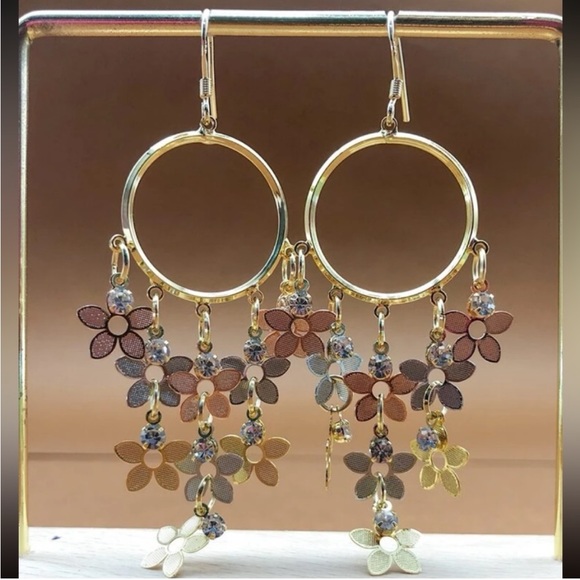 Jewelry - Crystal & Flower Drop Earrings BRAND NEW